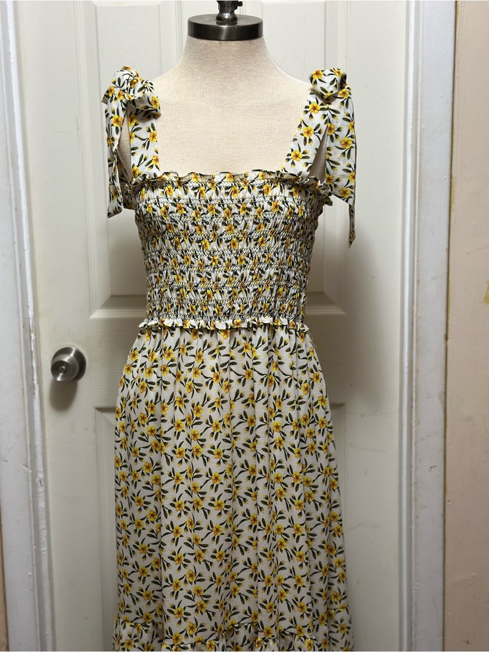Max Studio White Floral Smocked Maxi Dress with Yellow Accents Size L #553